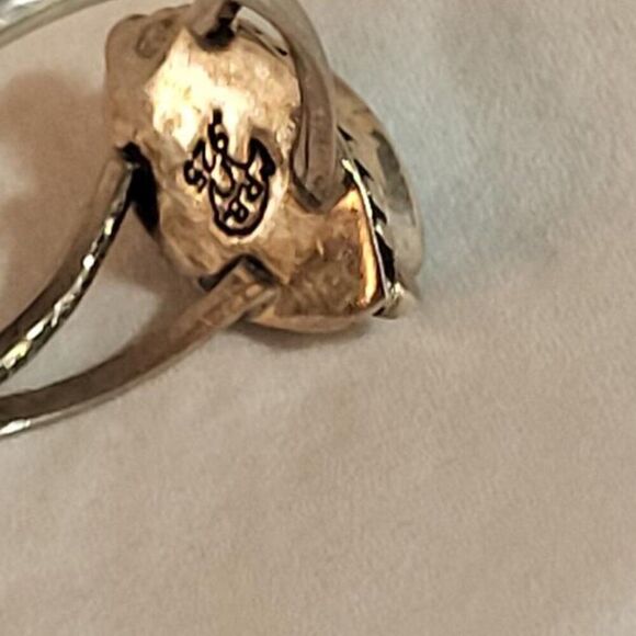 Running Bear Shop, Turquoise and Sterling Silver, Size 7 Ring - Picture 5 of 5